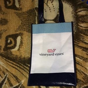 Vineyard vines bag